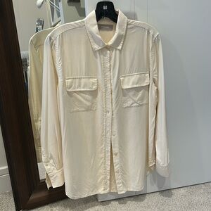 Everlane washable silk cream blouse, size 4